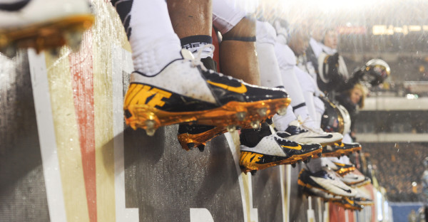 Are Dress Shoes Ruining Navy Football?