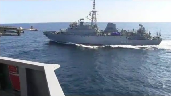 Videos show a Russian warship getting way too close to a US Navy destroyer in the Arabian Sea