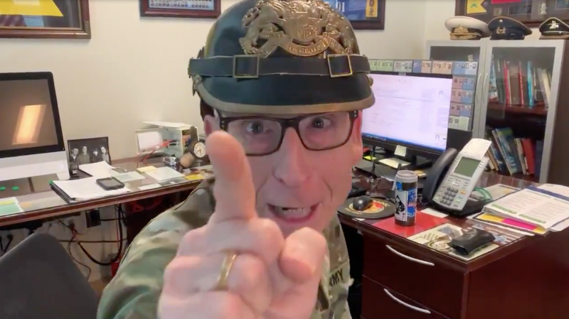 Army 3-star general vows to ‘hunt down’ internet trolls in hilarious video