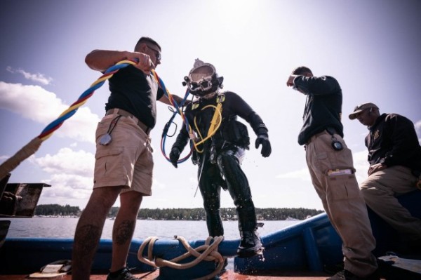 ‘I hope I can show young girls that they are perfectly capable’ — Meet the Army’s only enlisted female diver