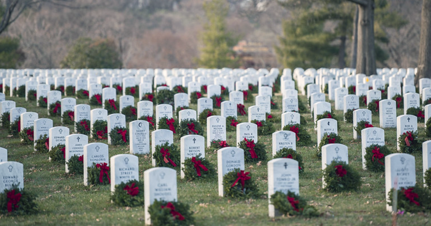 Arlington National Cemetery going ahead with holiday wreath-laying ceremony