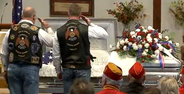 1,000 Strangers Attend Funeral For Marine Vet With No Family