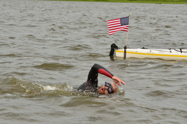 This Navy SEAL Just Swam The Mississippi River To Honor Those Killed In Combat