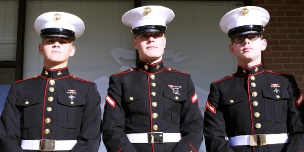 These Marines In Their Dress Blues Chased Down 3 Suspected Thieves