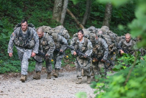 Female Ranger Candidates Reach New Heights