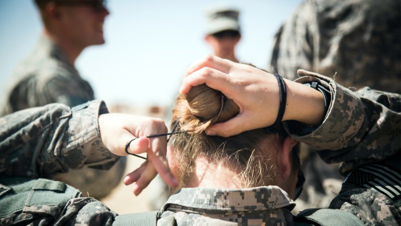 The Army’s new grooming standards include ponytails, earrings, and common sense