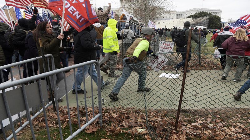 National Guard mobilized after pro-Trump mob assaults Capitol Hill