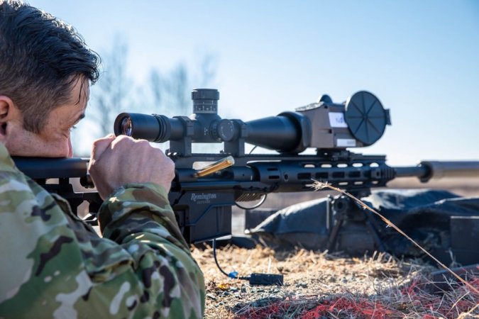 Here’s your first look at the Army’s futuristic new sniper scope in action