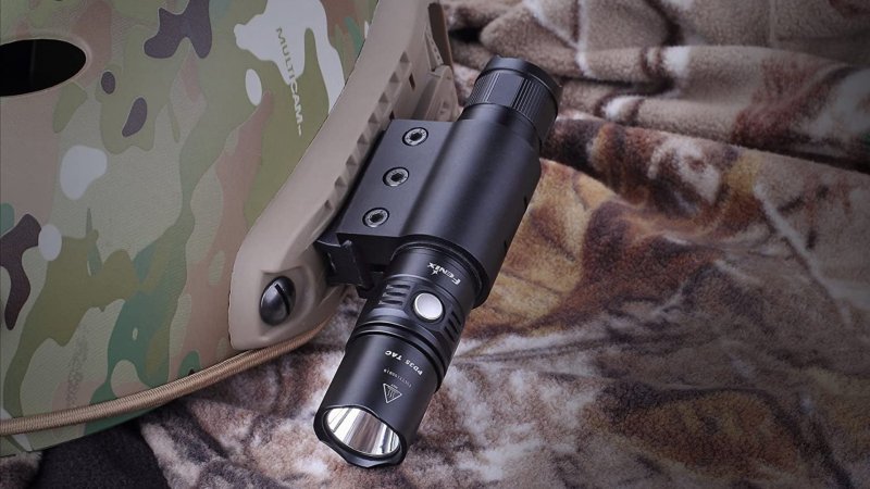 Best 1000 Lumen Flashlight