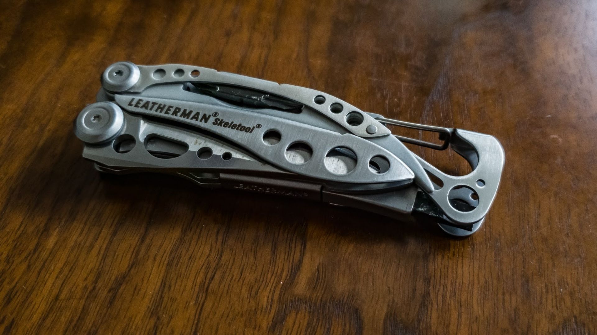 The Leatherman Skeletool