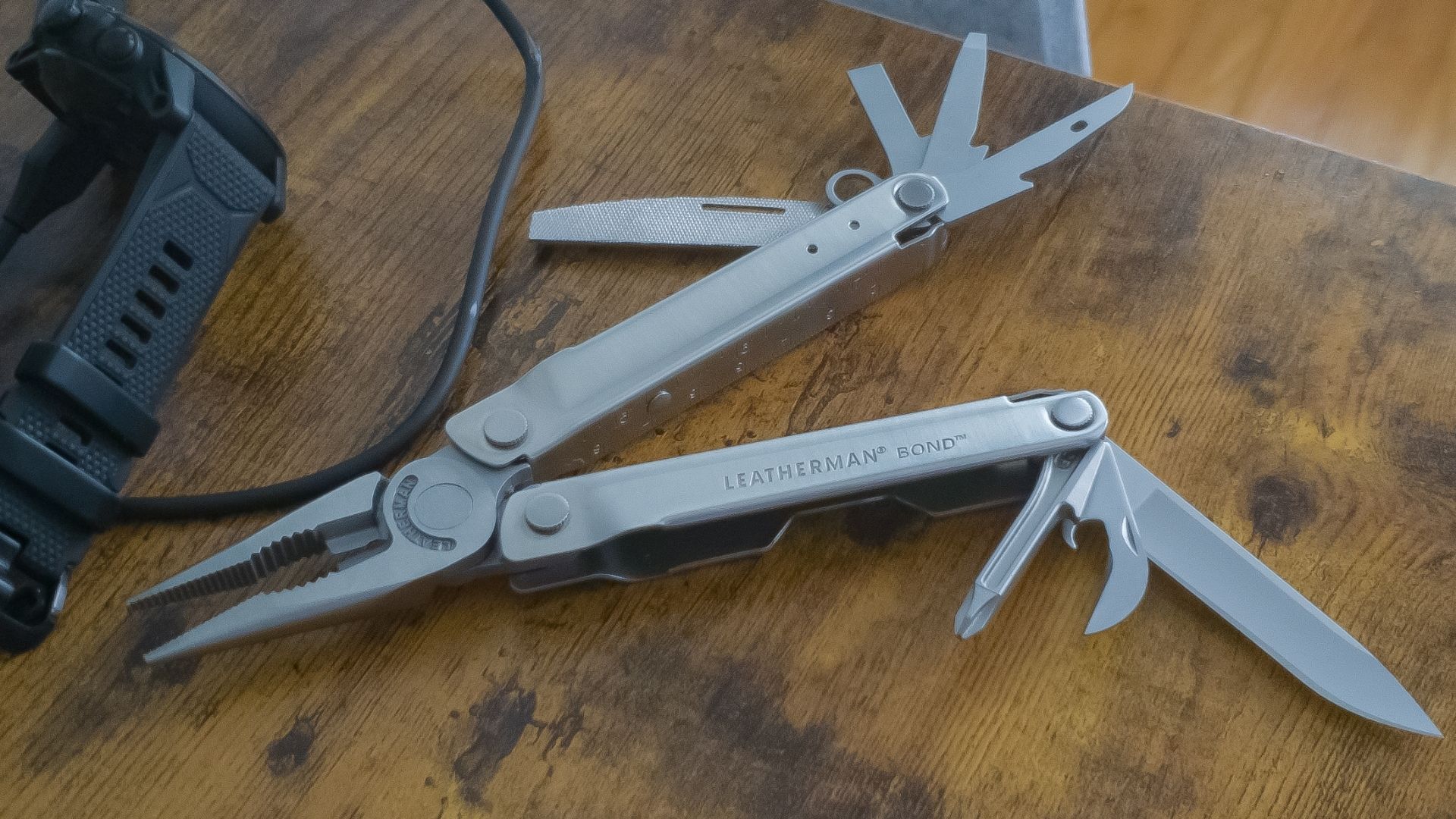 LEATHERMAN, Bond Multitool