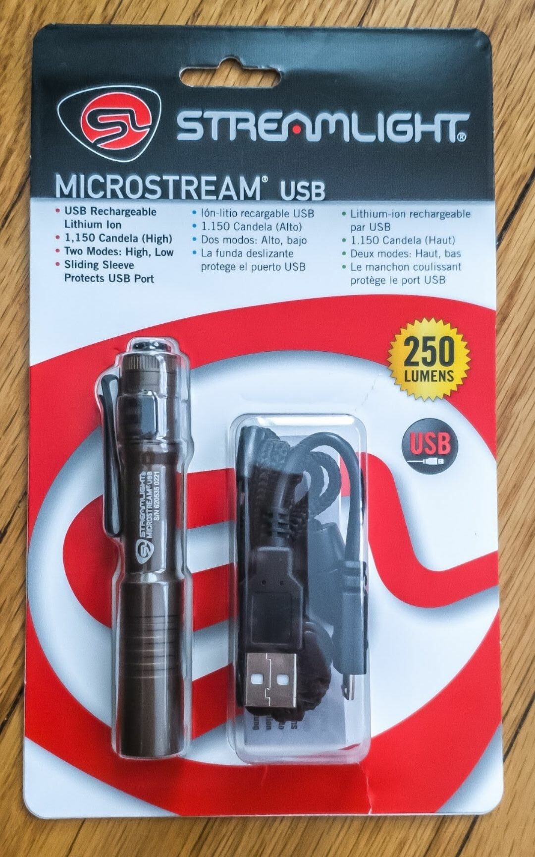 Streamlight 66608 250 Lumen Microstream USB Rechargeable Flashlight