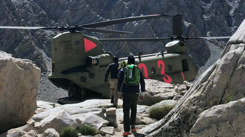 Army helicopter crew pulls off tricky ‘pinnacle’ landing to rescue hikers stranded on a mountain