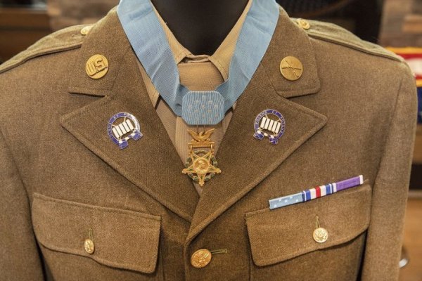Black and Native American heroes reviewed for Medal of Honor upgrades