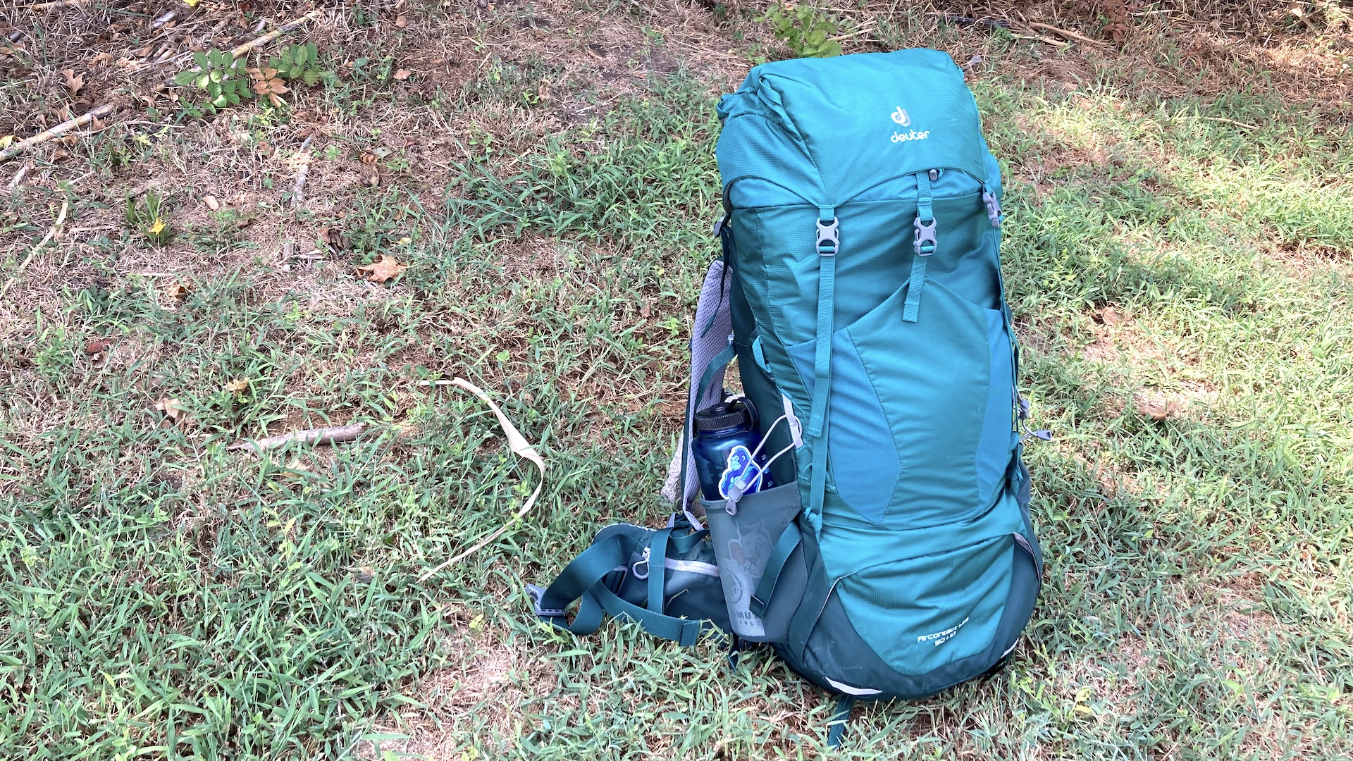 Review tas deuter act lite 50 shops 10