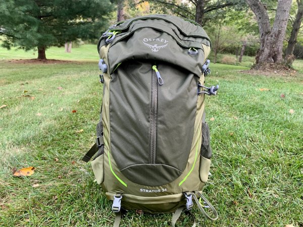 Review: the Osprey Stratos 34 hiking backpack is so light you might forget you’re wearing it