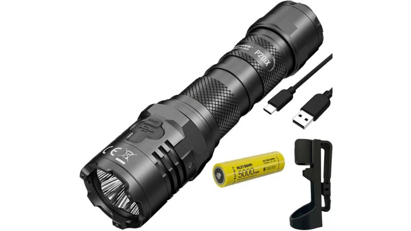  Nitecore P20iX