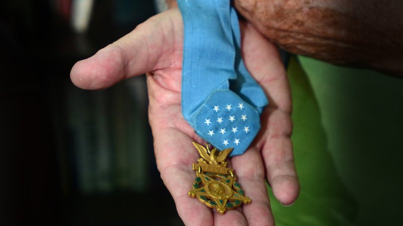 medal of honor top shot