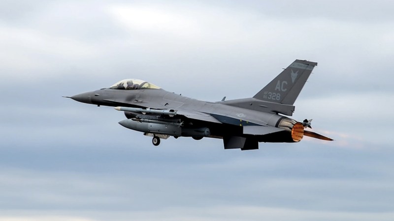 US sending F-16s to Middle East after naval incidents with Iran