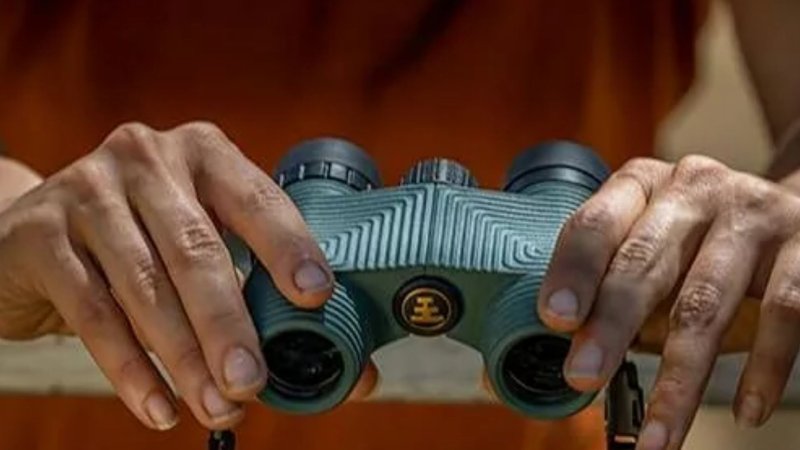 Best binoculars under 100