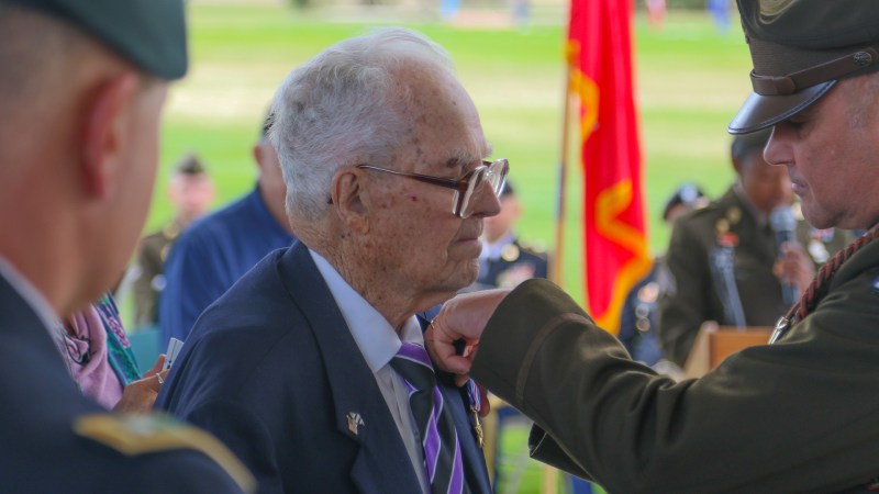 107-year-old WWII veteran finally receives Silver Star 77 years after his discharge