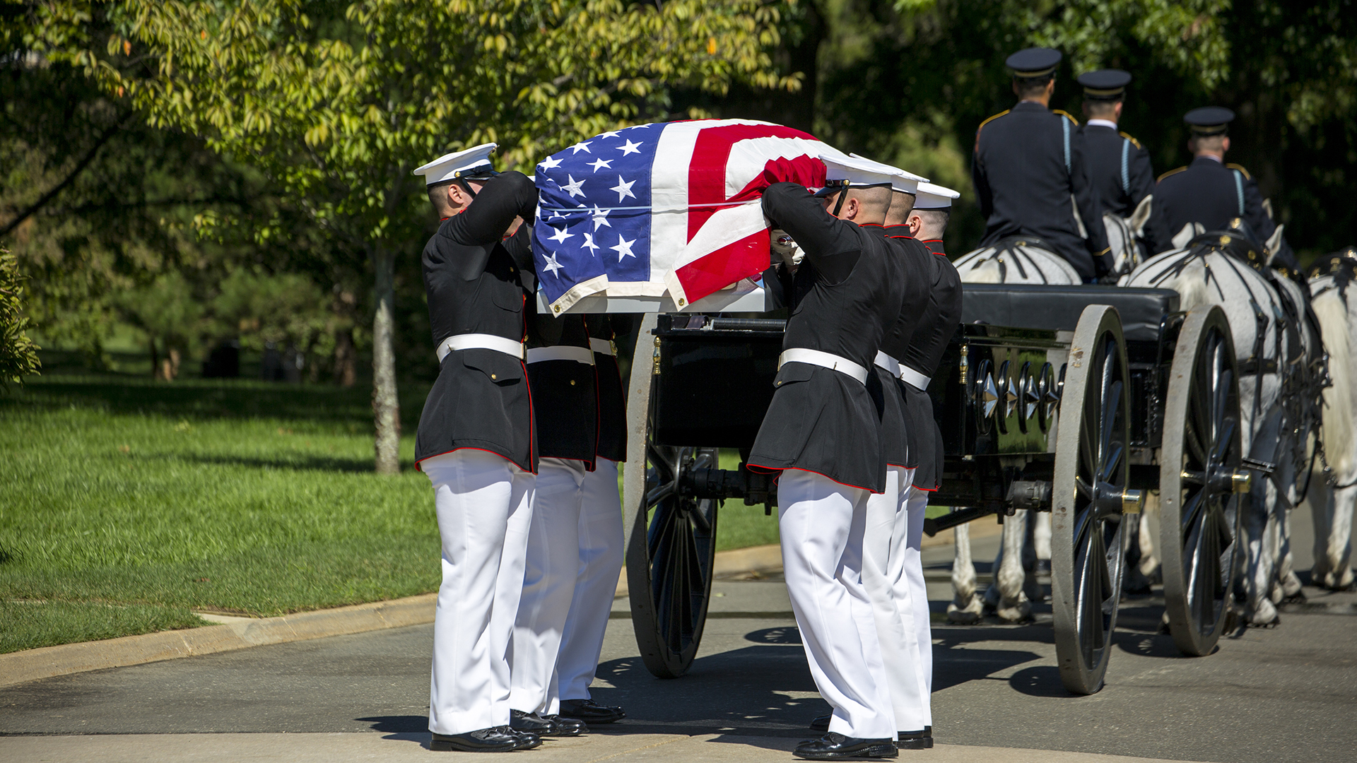 Marine Sgt. Nicole Gee