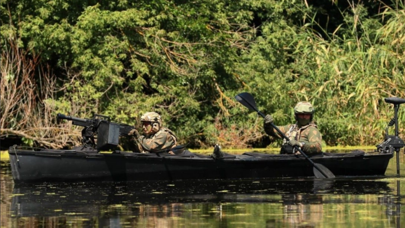 Ukraine has combat kayaks now