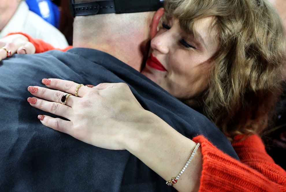 Army Rangers made Taylor Swift's bracelet she wore at AFC championship