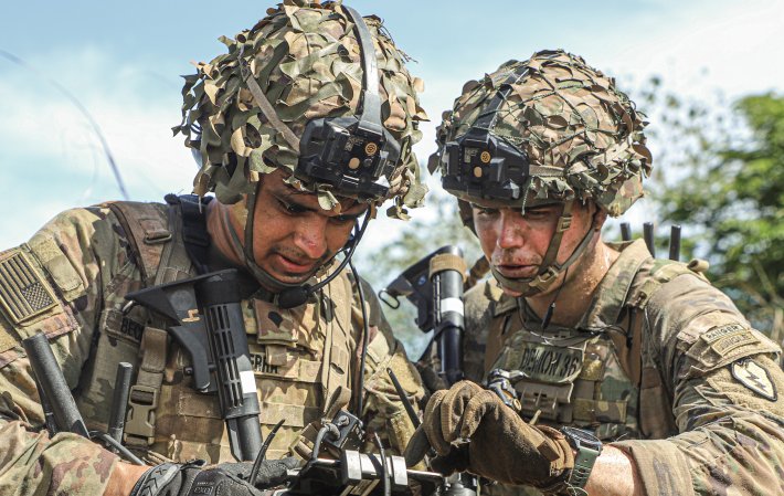 U.S. Army Soldiers assigned to 2nd Battalion, 27th Infantry Regiment, 3rd Infantry Brigade Combat Team, 25th Infantry Division, alongside Philippine Soldiers from the Philippine Army's 7th Infantry Division conduct a live fire exercise during Salaknib 24 at Fort Magsaysay, Philippines, May 13, 2024. The Soldiers conducted an iteration with blank rounds and then conducted the live fire portion of the range. Salaknib is an annual exercise between the Armed Forces of the Philippines and the U.S. Military designed to strengthen bilateral interoperability, capabilities, trust, and cooperation built over decades of shared experiences. (U.S. Army photos by Spc. Benjamin Anderson)