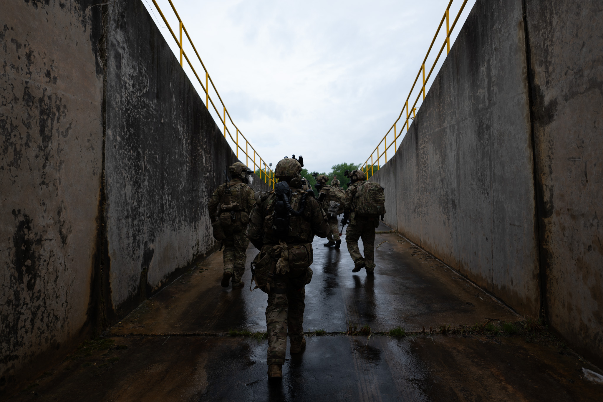 U.S. Army Nuclear Disablement Team Soldiers and Army Rangers seized and exploited an underground nuclear facility during a training exercise. Nuclear Disablement Team 1 trained with Army Rangers from the 75th Ranger Regiment during operations under simulated fire at the decommissioned pulse radiation facility, June 6. U.S. Army photo by Sgt. Daniel R. Hernandez.