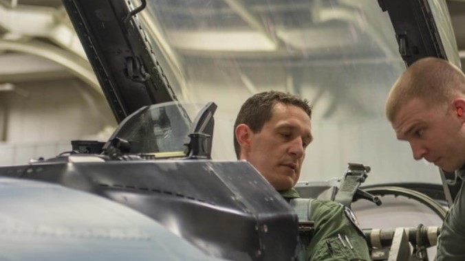 Air Force Col. Mark Sletten readies a F-16 in 2015. (photo by Staff Sgt. Shawn Nickel/U.S. Air Force)