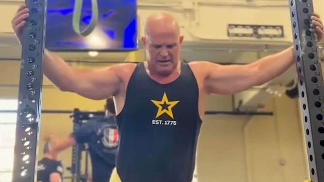 Army says it won't be introducing a new 'tank top' fitness uniform