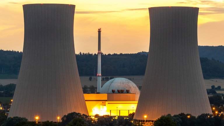 The shut down Grohnde nuclear power plant (KWG) is located next to River Weser, north of the town of Grohnde in the Lower Saxony municipality of Emmerthal in the Hameln-Pyrmont district. The plant began commercial power operation February 1, 1985. The plant was shut down on 31 December 2021 as part of Germany's transition to a renewable energy future (Atomausstieg). Nuclear decommissioning is expected to take 15 years.