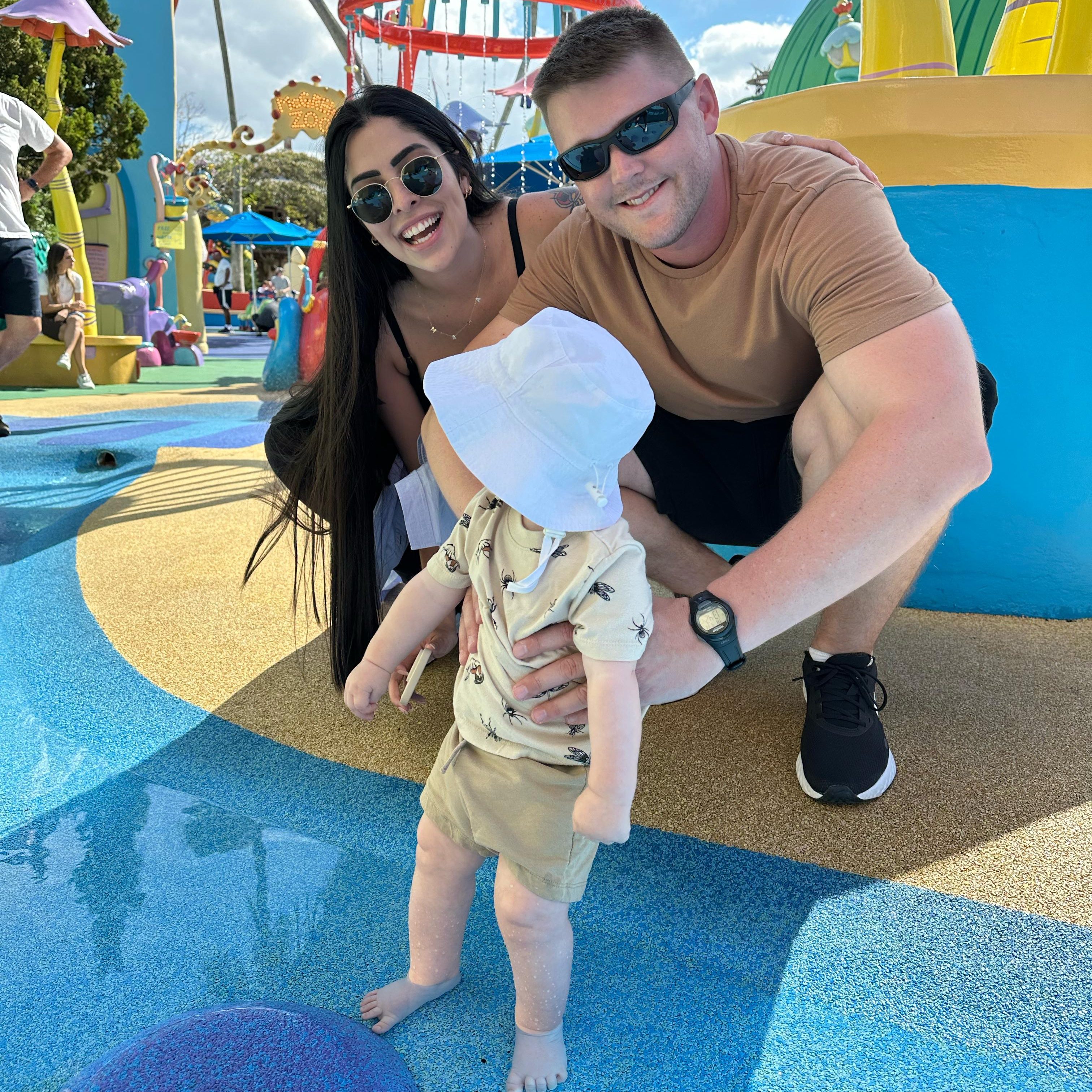 Gordon Reed with his wife, Natalia and their two-year-old son. Reed's commander acknowledged in a text that his family was not of his death under “standard protocol.”