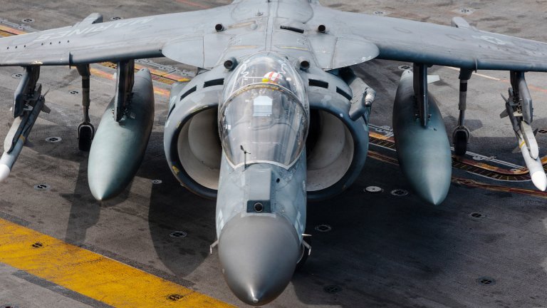 A Marine Corps AV-8B Harrier II with Marine Medium Tiltrotor Squadron (VMM) 263 (Reinforced) on the flight deck of the Wasp-class amphibious assault ship USS Iwo Jima in the Caribbean Sean, Sept. 7, 2025.