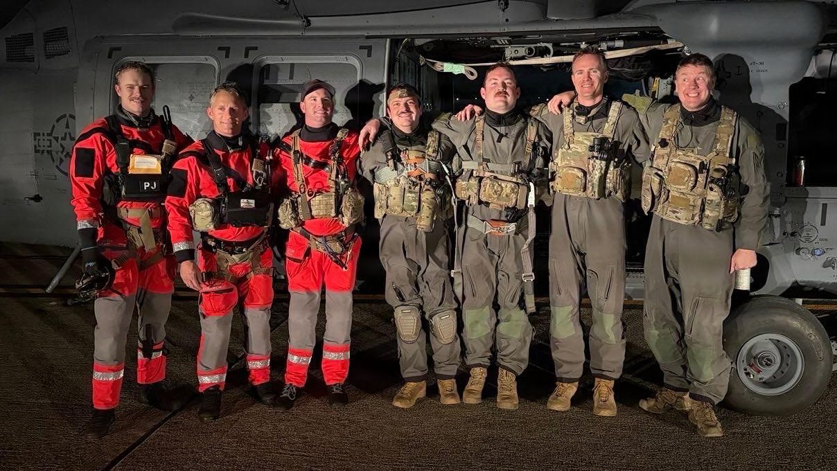 Navy SEAL Team 8 commander dies after training incident in Virginia