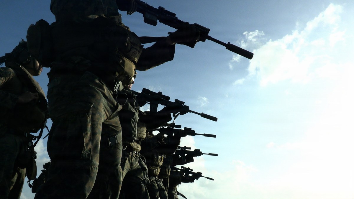 USS Tripoli, 2,200 Marines arrive in the Middle East