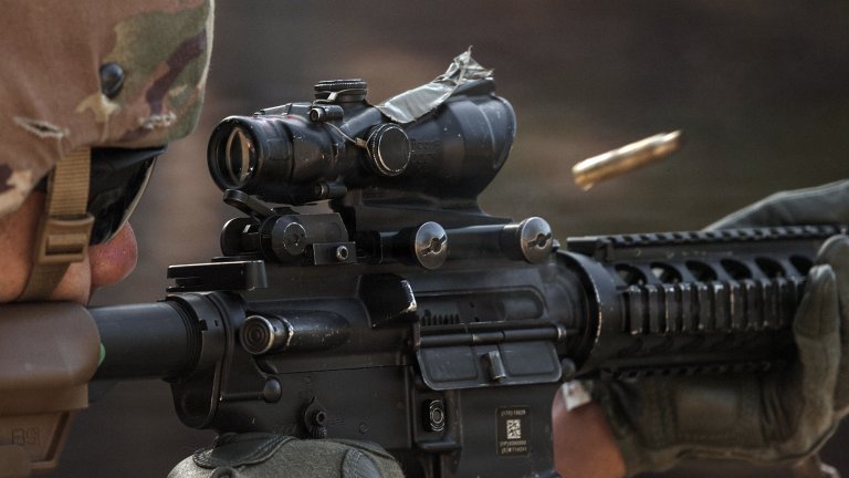 U.S. Army Private First Class Ajryan Scales , assigned to XVIII Airborne Corps Signal Detachment, trains and familiarizes with the 5.56mm L-variant Drone Round to defeat small unmanned aerial systems at Oak Grove Training Center, N.C., April 9, 2026. The training offered units the chance to build proficiency and familiarize Soldiers with techniques to engage and defeat sUAS while rapidly advancing operational capabilities. (U.S. Army photo by Pfc. Alexis Fischer)