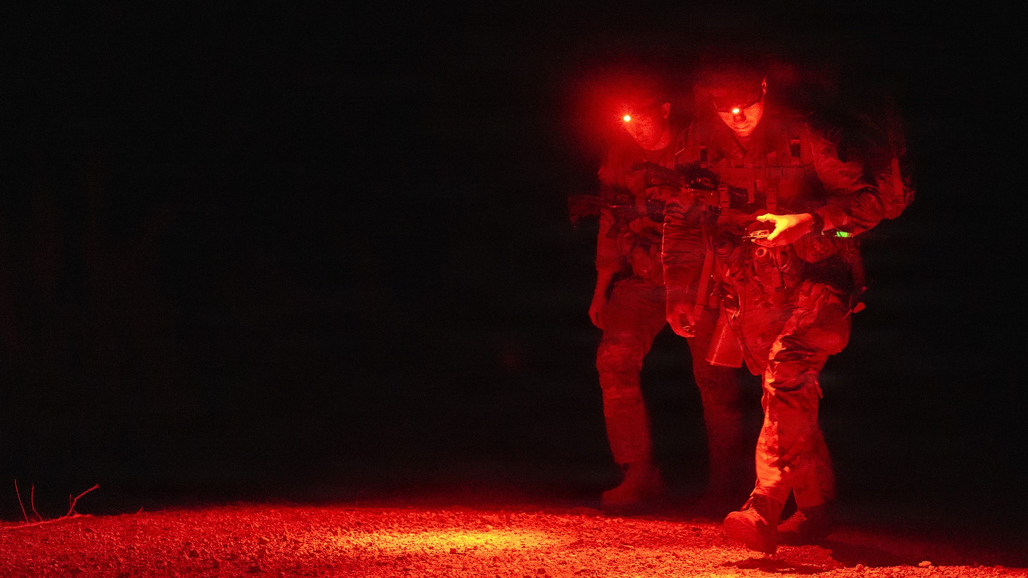  Best Sapper competitors, 1st Lts. Christopher Barrett and Bryce Sullenger, with the 75th Ranger Regiment, participate in the night land navigation portion of the competition April 20, 2026, at Fort Leonard Wood. 