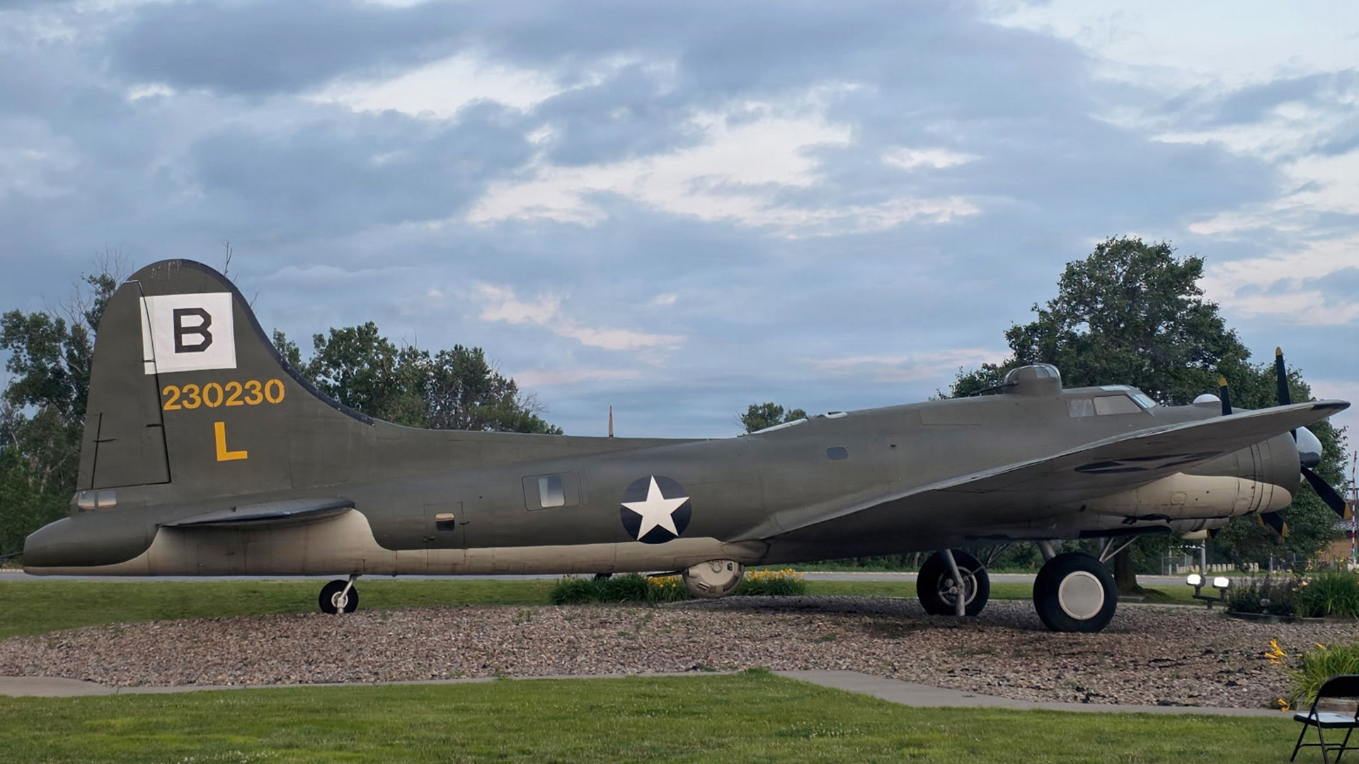 A B-17 Flying Fortress