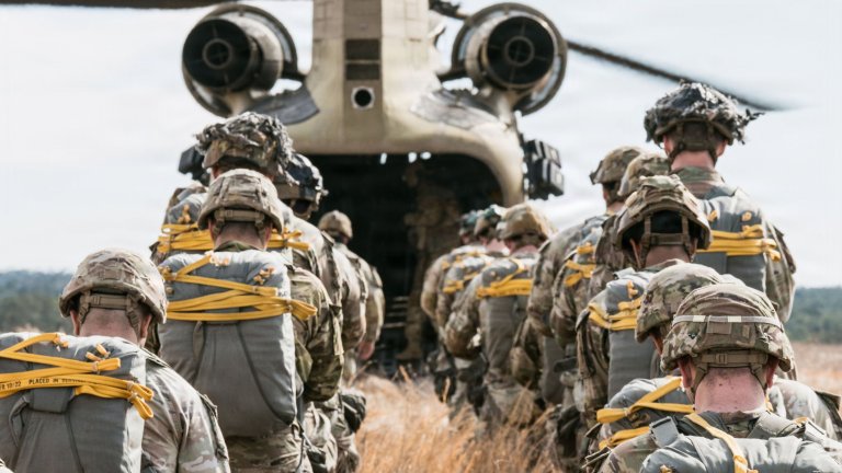 U.S. Army paratroopers assigned to 1st Brigade Combat Team, 82nd Airborne Division conduct an airborne operation from a CH-47 Chinook helicopter onto Sicily Drop Zone at Fort Bragg, North Carolina, 12 February 2026. (U.S. Army photo by Capt. Alvin Cade Jr.) 