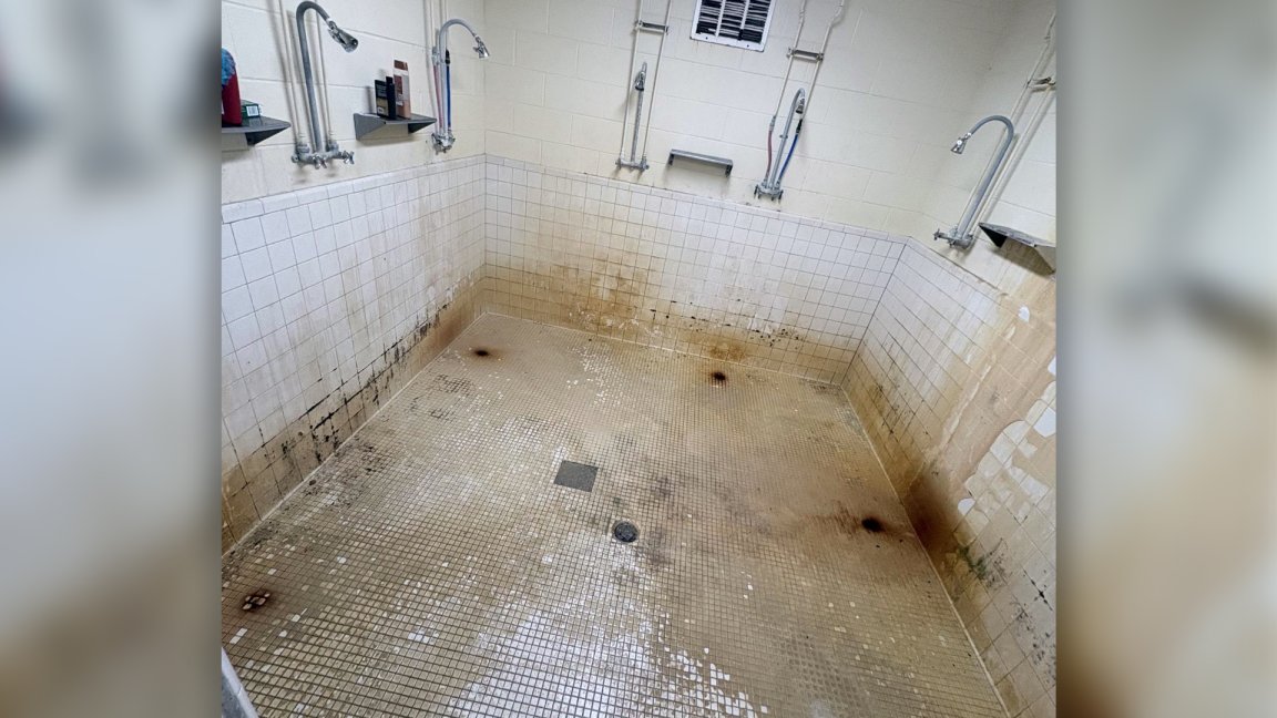 Camp Buillis Showers