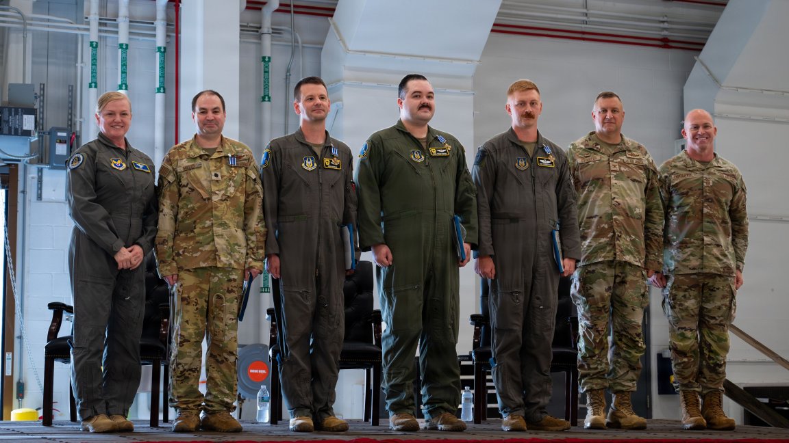 Featured Art: Maj. Gen. Melissa Coburn, left, Director of Air Force Reserve Personnel, poses for a photo with 911th Airlift Wing senior leaders and Steel Airmen who received the Distinguished Flying Cross during an awards ceremony at Pittsburgh International Airport Air Reserve Station, Pennsylvania, Sept. 12, 2026. The four Airmen earned the Distinguished Flying Cross, which recognizes heroism or extraordinary achievement during aerial flight, for their actions during a recent deployment. (U.S. Air Force photo by Senior Airman Laura Hessen) 