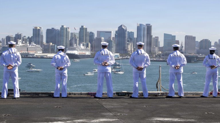 U.S. Sailors man the rails as Nimitz-class aircraft carrier USS Abraham Lincoln (CVN 72) returns to its homeport of San Diego following 10 months of operations in the U.S. 5th and 7th Fleet areas of operations, Oct. 8, 2026. An integral part of the U.S. Pacific Fleet, U.S. 3rd Fleet leads the naval forces in the region and provides the realistic, relevant training necessary to execute our Navy’s role across the full spectrum of military operations – from combat operations to humanitarian assistance and disaster response. U.S. 3rd Fleet works together with allies and partners to advance freedom of navigation and overflight, the rule of law and other principles that underpin security for the region. (U.S. Navy photo by Mass Communication Specialist ¬¬¬3rd Class Zoe Simpson)