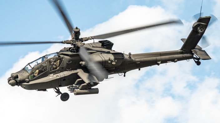 U.S. Soldiers with the 1-151st Attack Reconnaissance Battalion, 59th Aviation Troop Command, South Carolina National Guard, conduct their annual aerial-gunnery qualification table at the Poinsett Range, Sumter, South Carolina, May 22, 2024. Aircrews fired both 30mm rounds and rockets, the training allowed Soldiers to sharpen their armory skills, communication and team work with their assigned AH-64 Apache helicopters. (U.S. Army National Guard photo by Sgt. Tim Andrews)